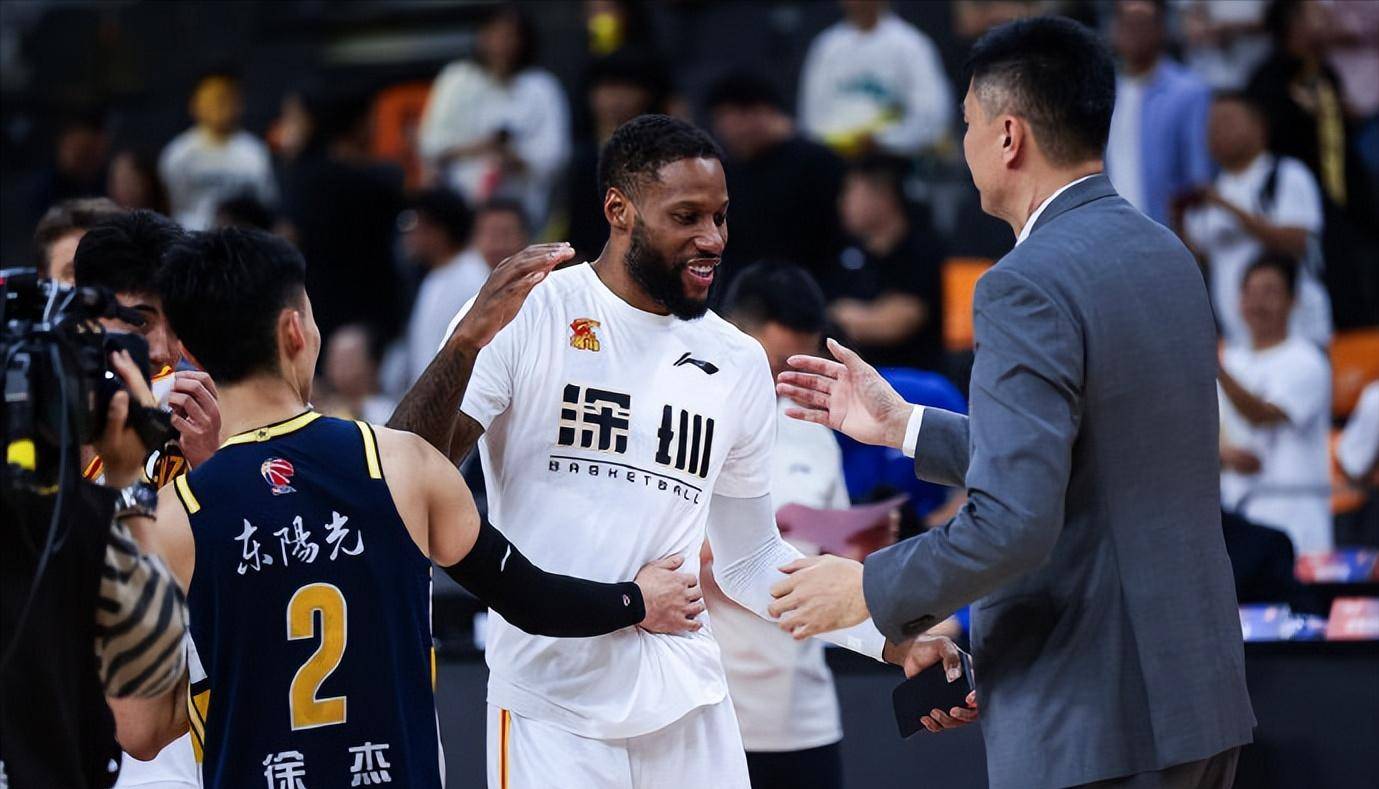 国际比赛日广东宏远篮板制胜——欧联节点到来,底气十足,轮换策略成焦点  国际比赛日广东宏远篮板制胜——欧联节点到来,底气十足,轮换策略成焦点