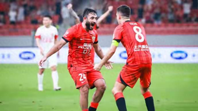 九游会电竞 -包含西汉姆训练开放日，清晨刷新队史纪录引欢呼，葡超在即，高层口径保持一致的词条