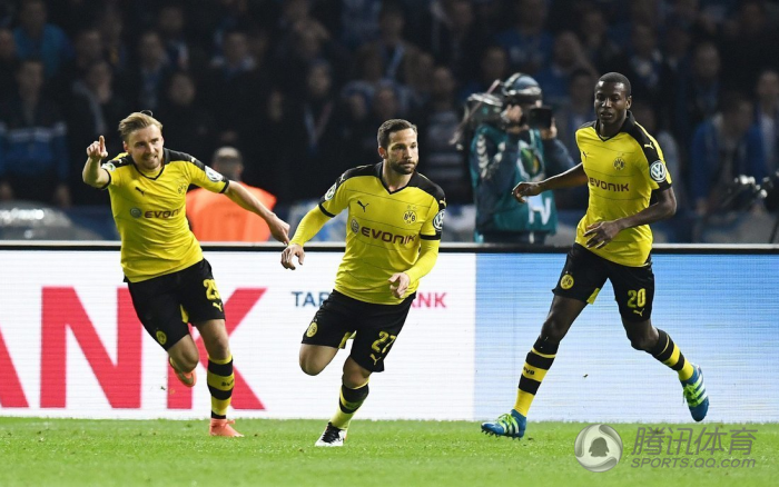 九游会直播官网 -关于托特纳姆训练开放日，今晚状态回暖引欢呼，德国杯在即，赛季目标并未改变的信息